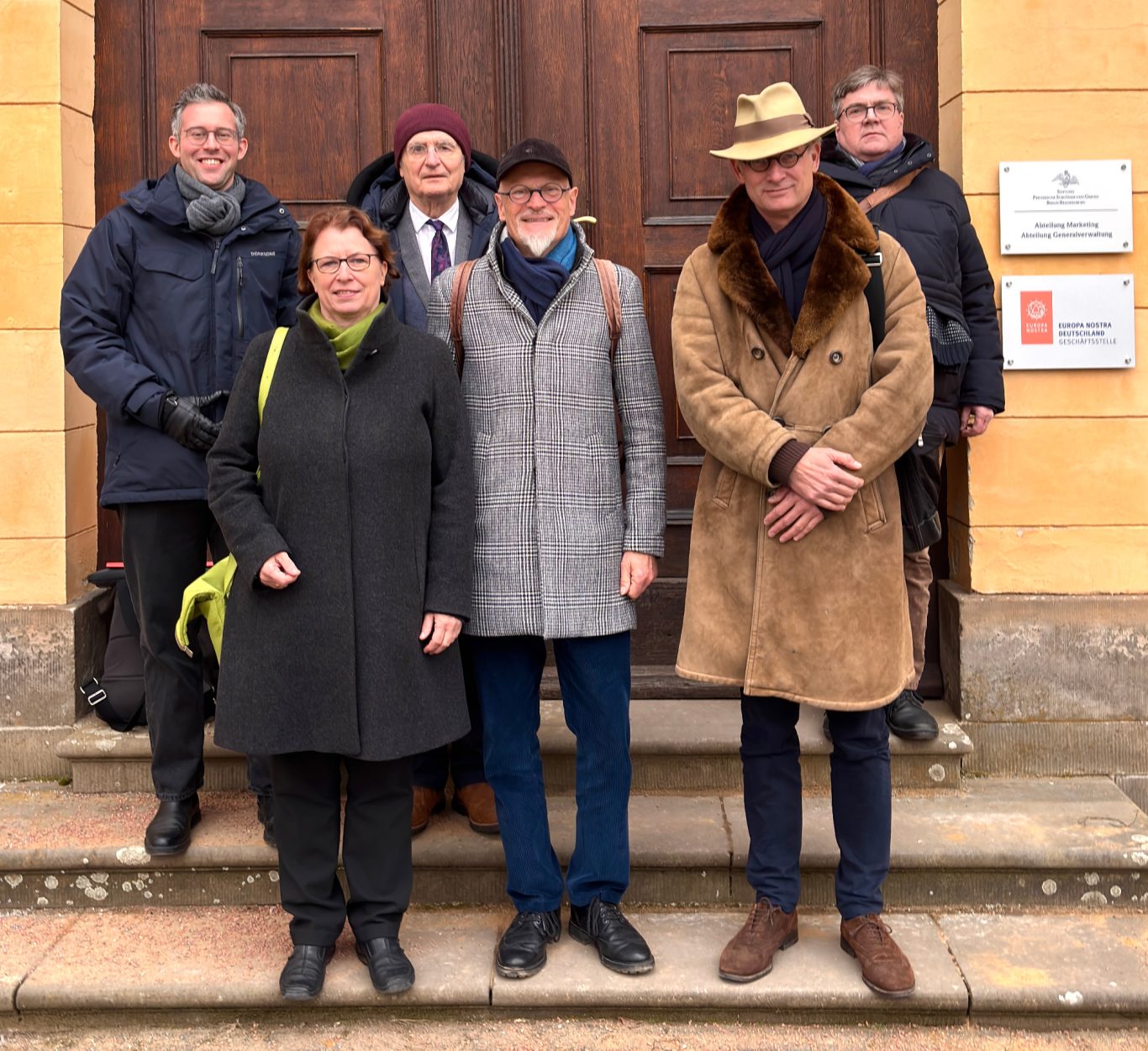 Von links nach rechts: Marius Müller, Inge Gotzmann, Claus-Peter Echter, Uwe Koch, Siegwart Graf zu Eulenburg, Steffen Seewald